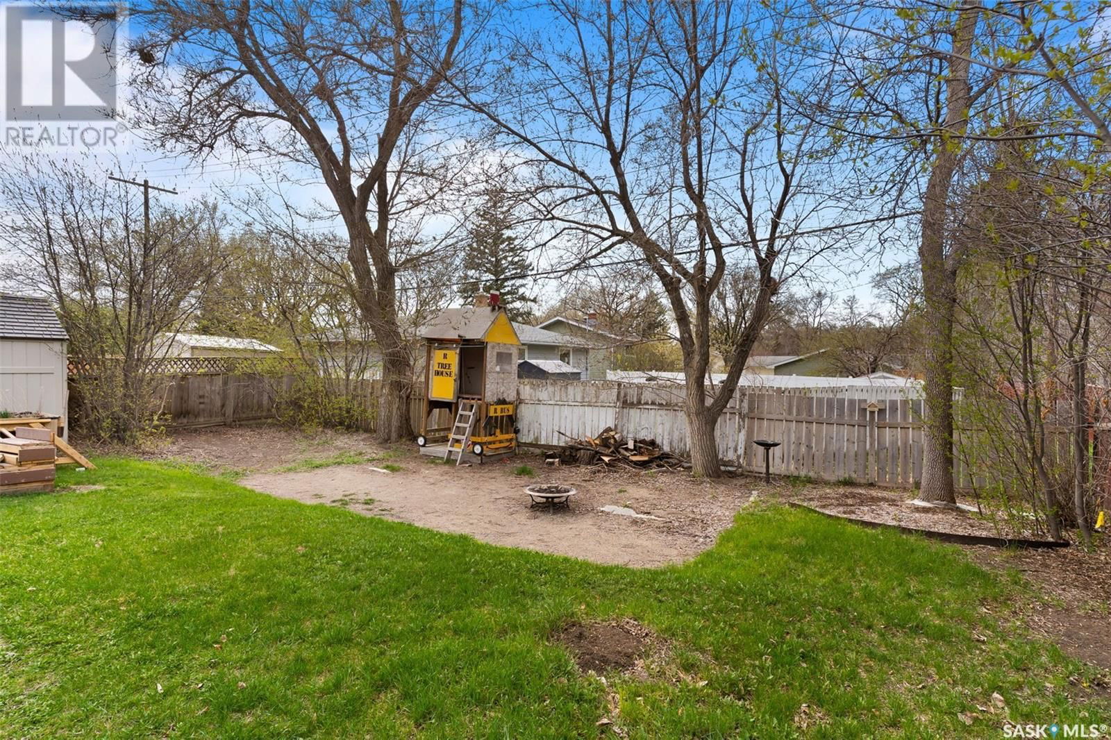 3308 Grant Road Regina, Saskatchewan