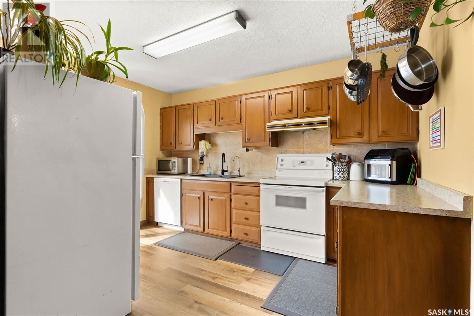 3308 Grant Road Regina, Saskatchewan