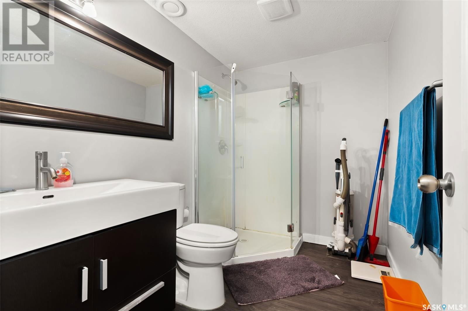 1609 Uhrich Avenue Regina, Saskatchewan