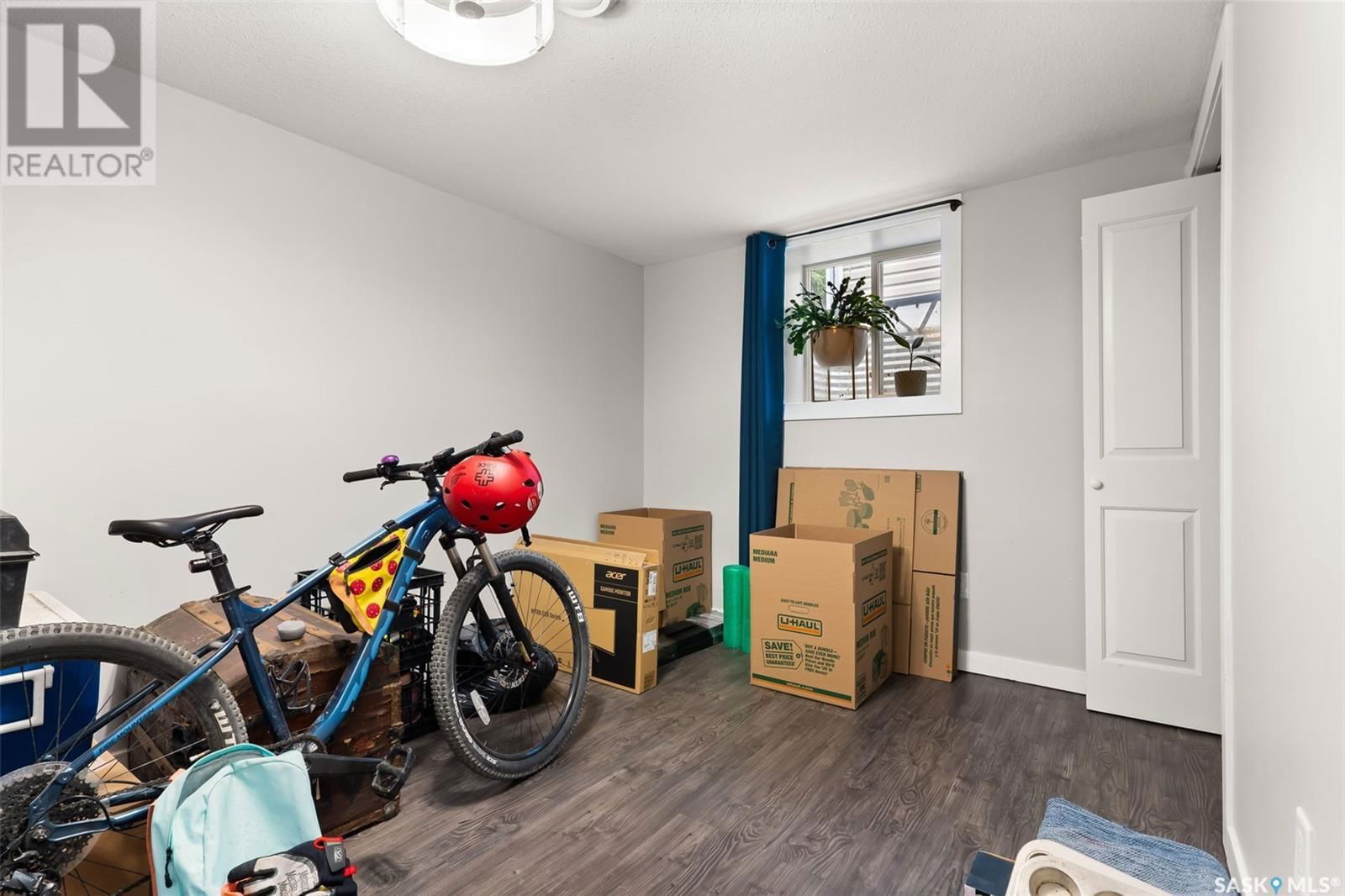 1609 Uhrich Avenue Regina, Saskatchewan