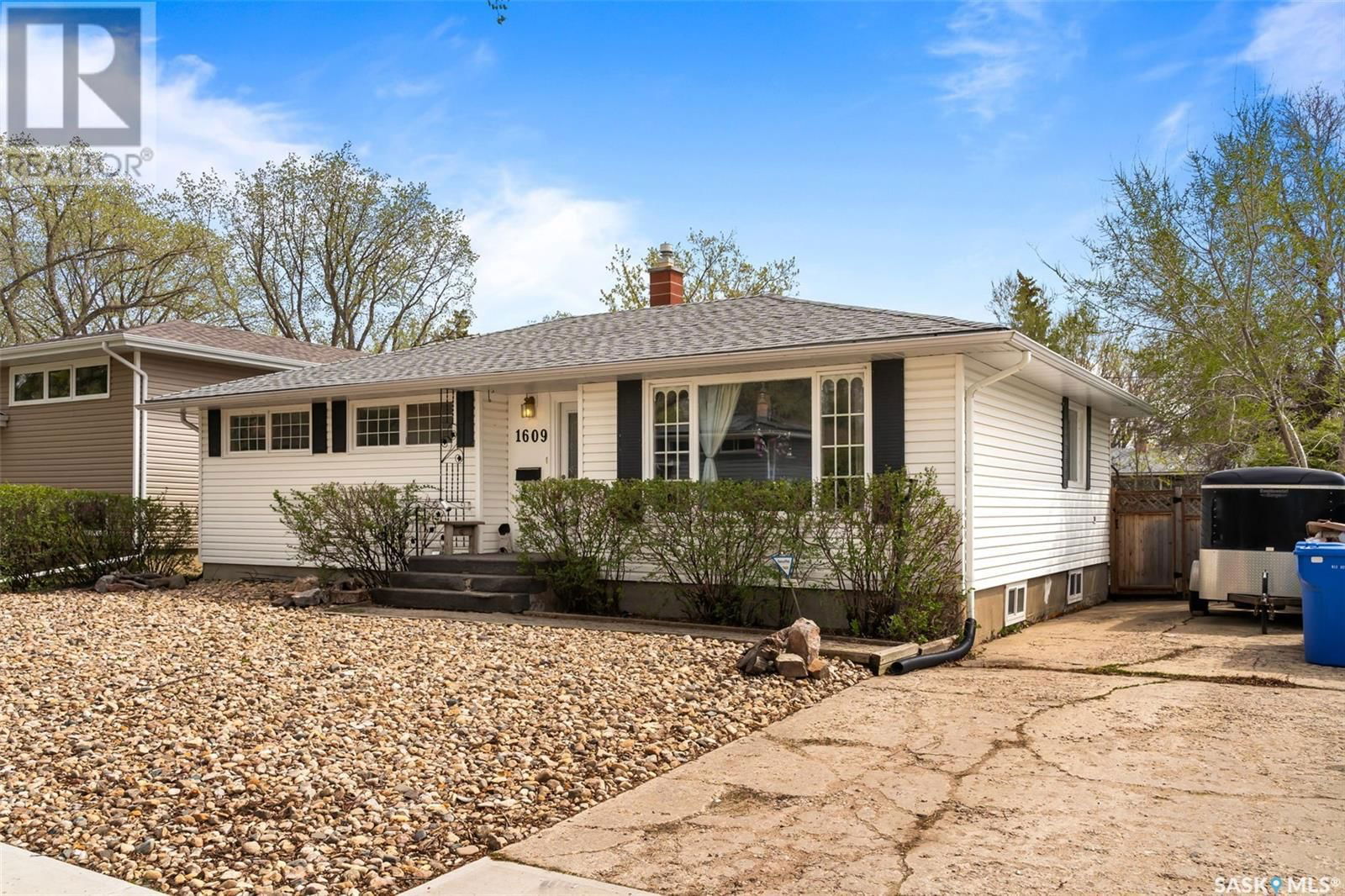 1609 Uhrich Avenue Regina, Saskatchewan