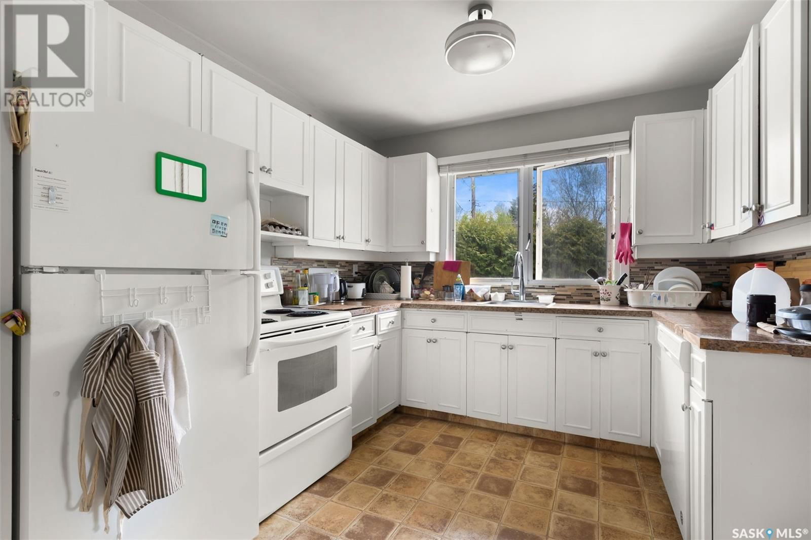1609 Uhrich Avenue Regina, Saskatchewan