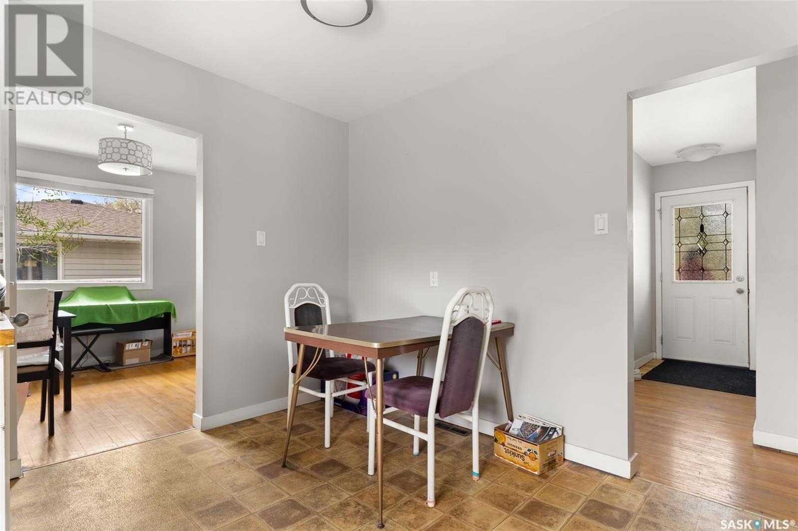 1609 Uhrich Avenue Regina, Saskatchewan
