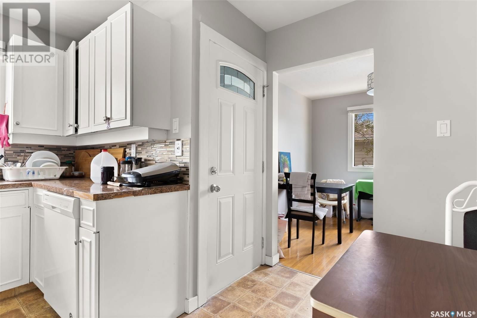 1609 Uhrich Avenue Regina, Saskatchewan