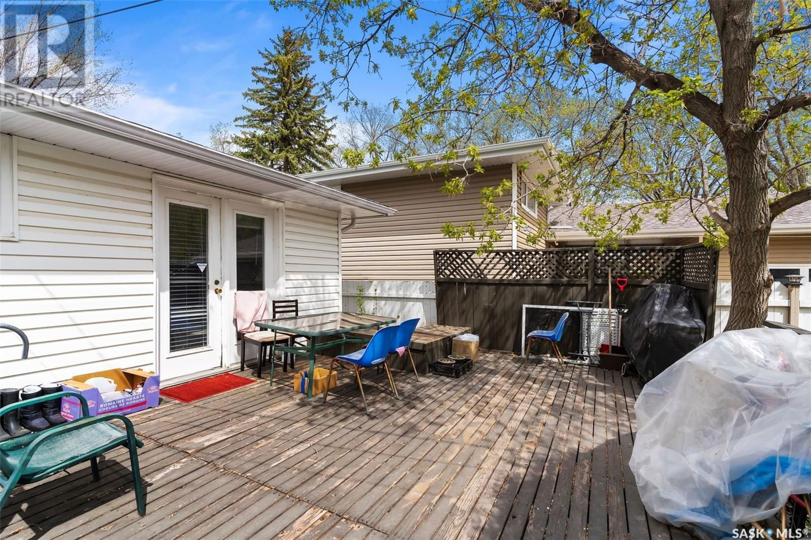 1609 Uhrich Avenue Regina, Saskatchewan