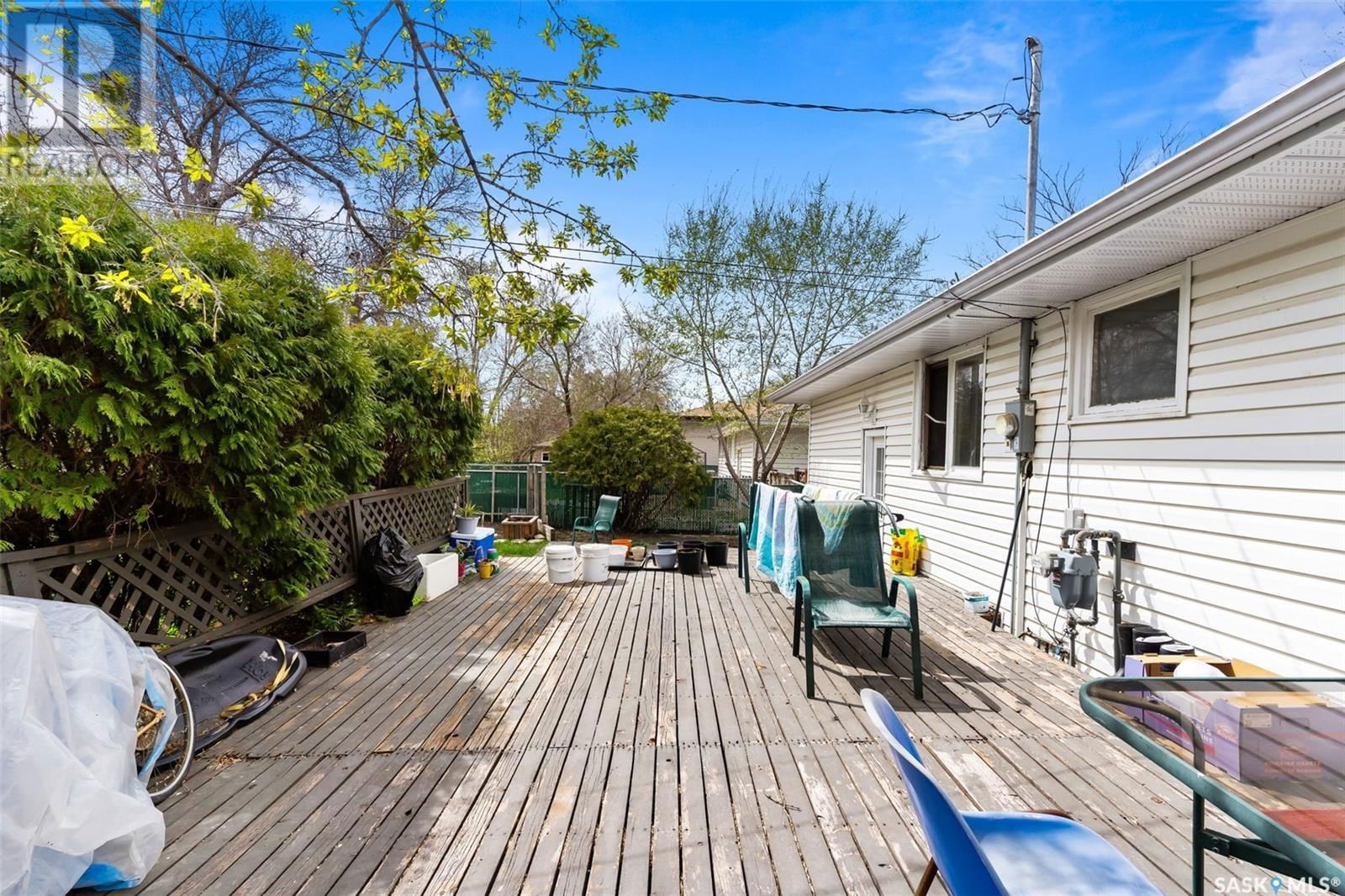 1609 Uhrich Avenue Regina, Saskatchewan
