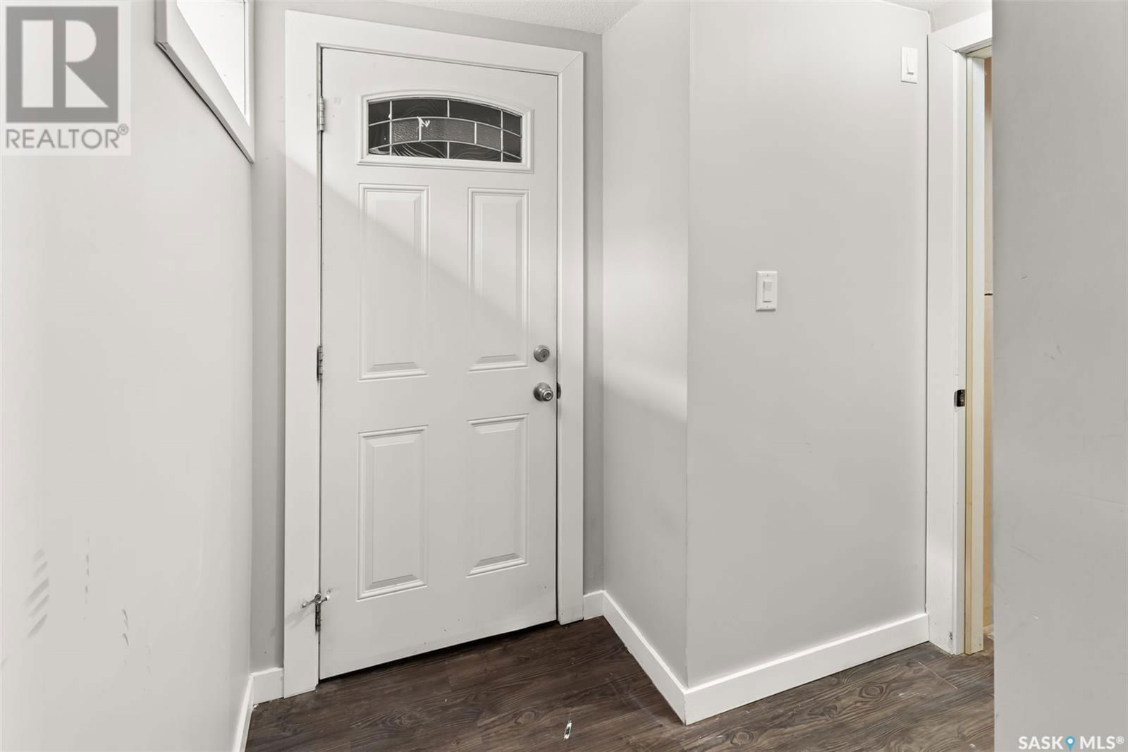 1609 Uhrich Avenue Regina, Saskatchewan
