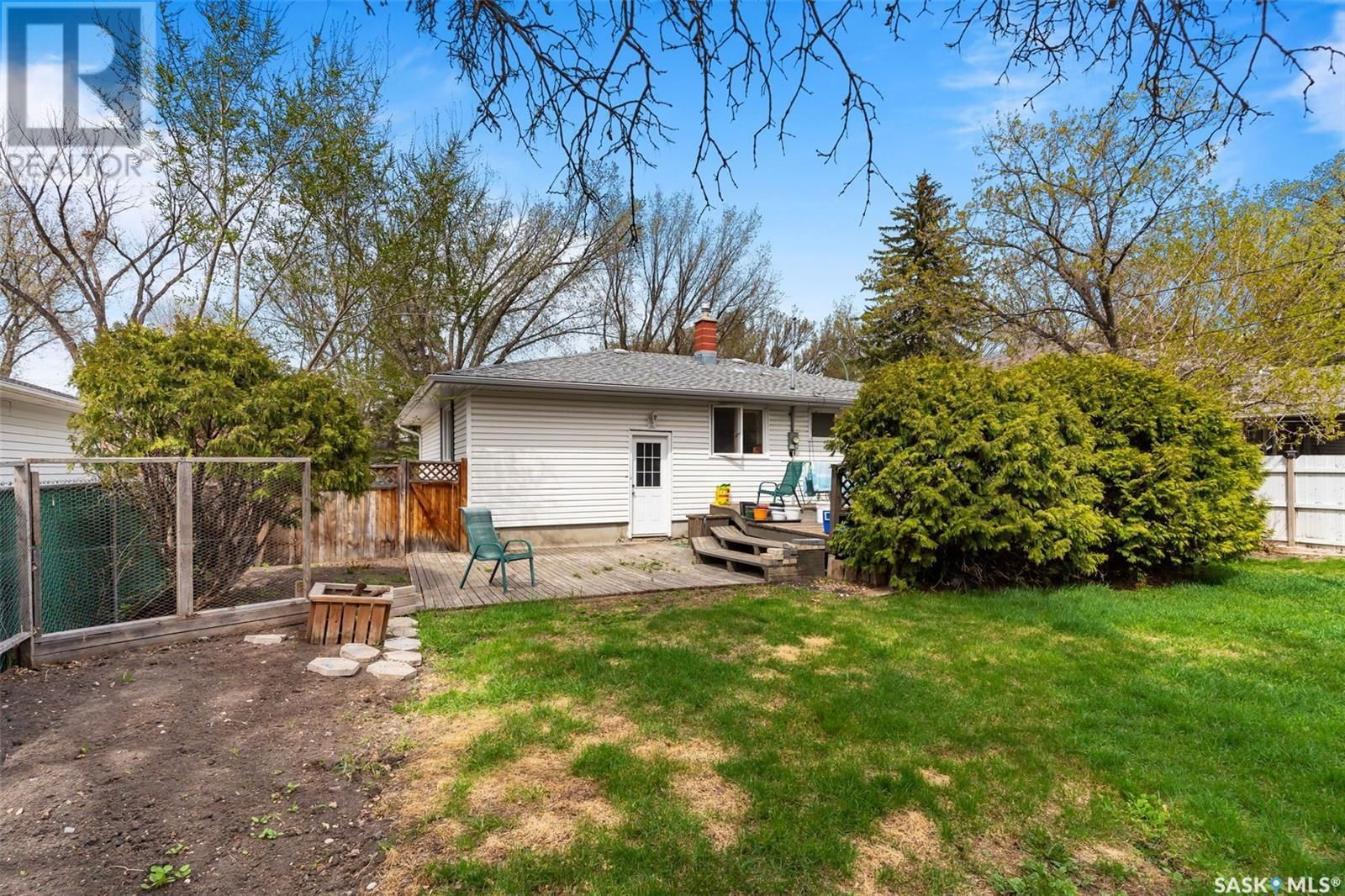 1609 Uhrich Avenue Regina, Saskatchewan
