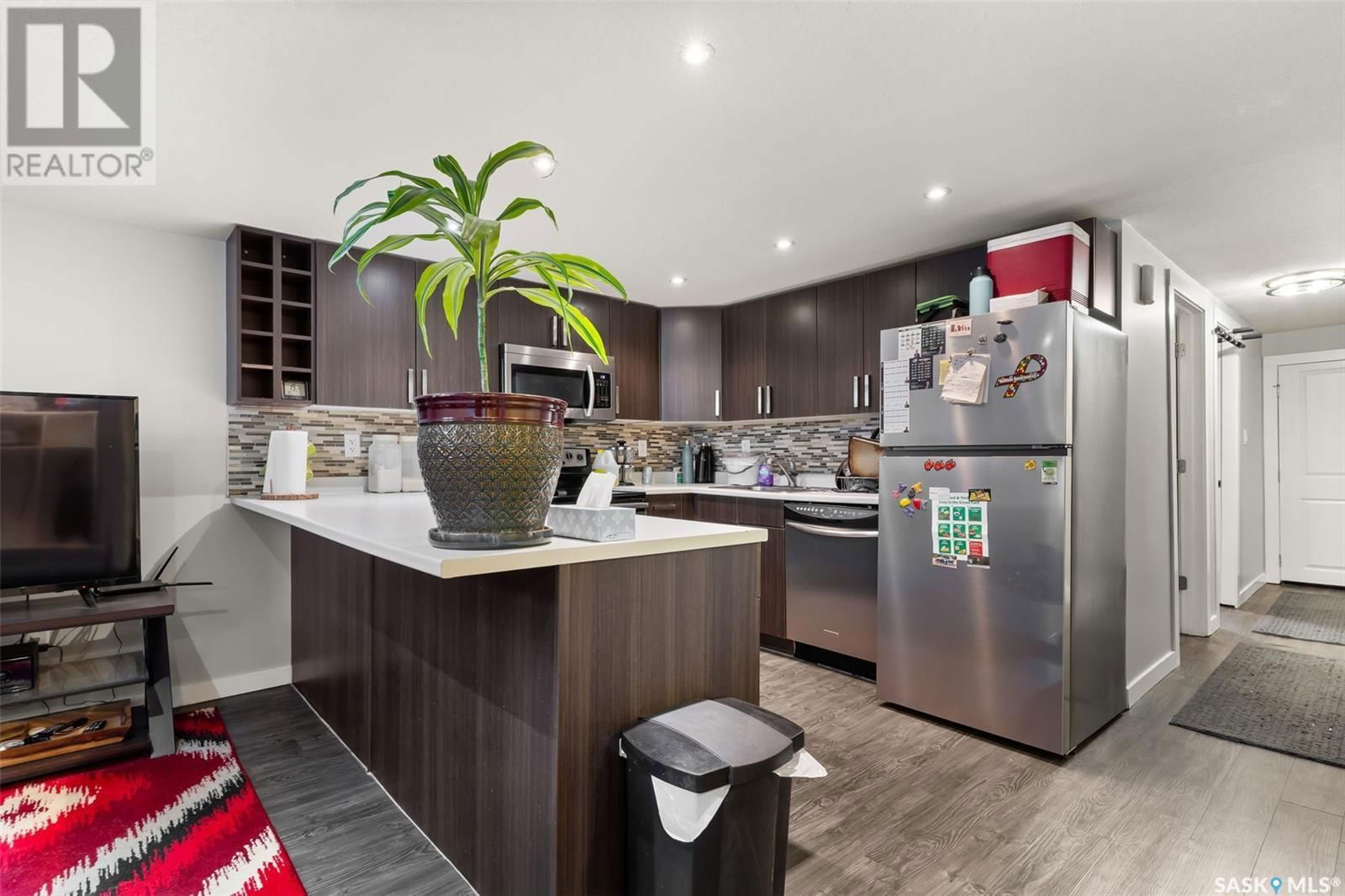 1609 Uhrich Avenue Regina, Saskatchewan