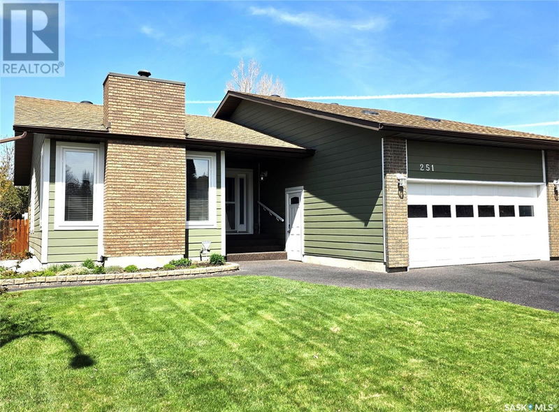 251 Girgulis Court Saskatoon, Saskatchewan