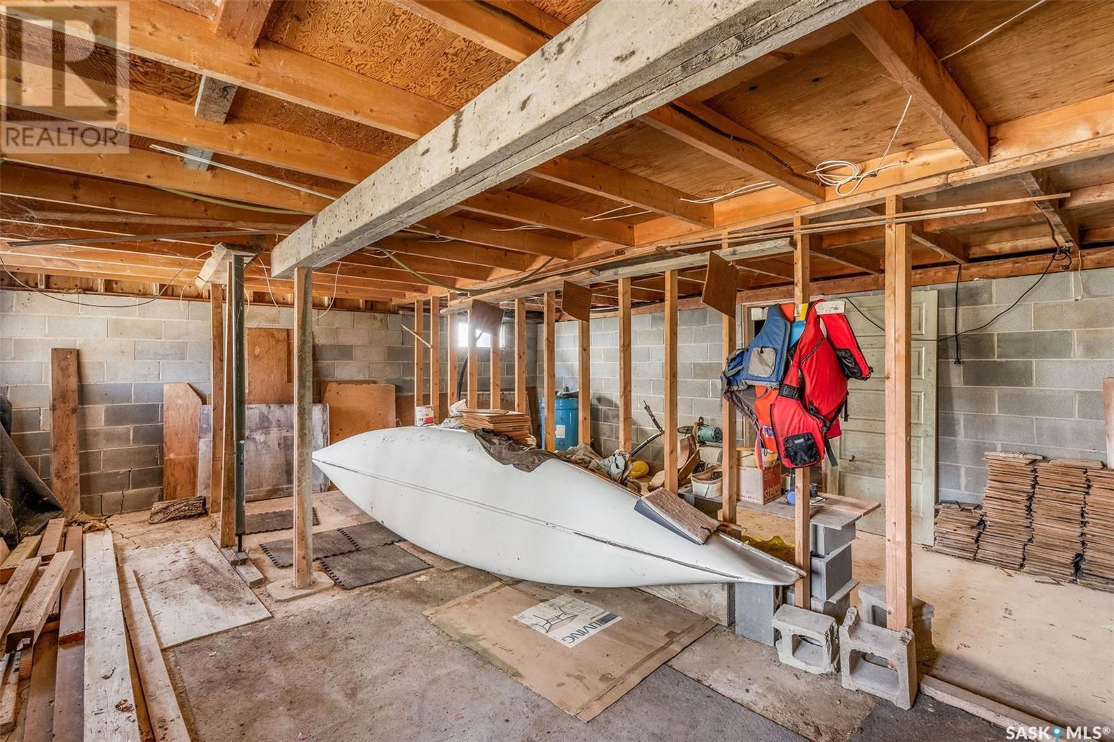 311 BAY DRIVE Image 32