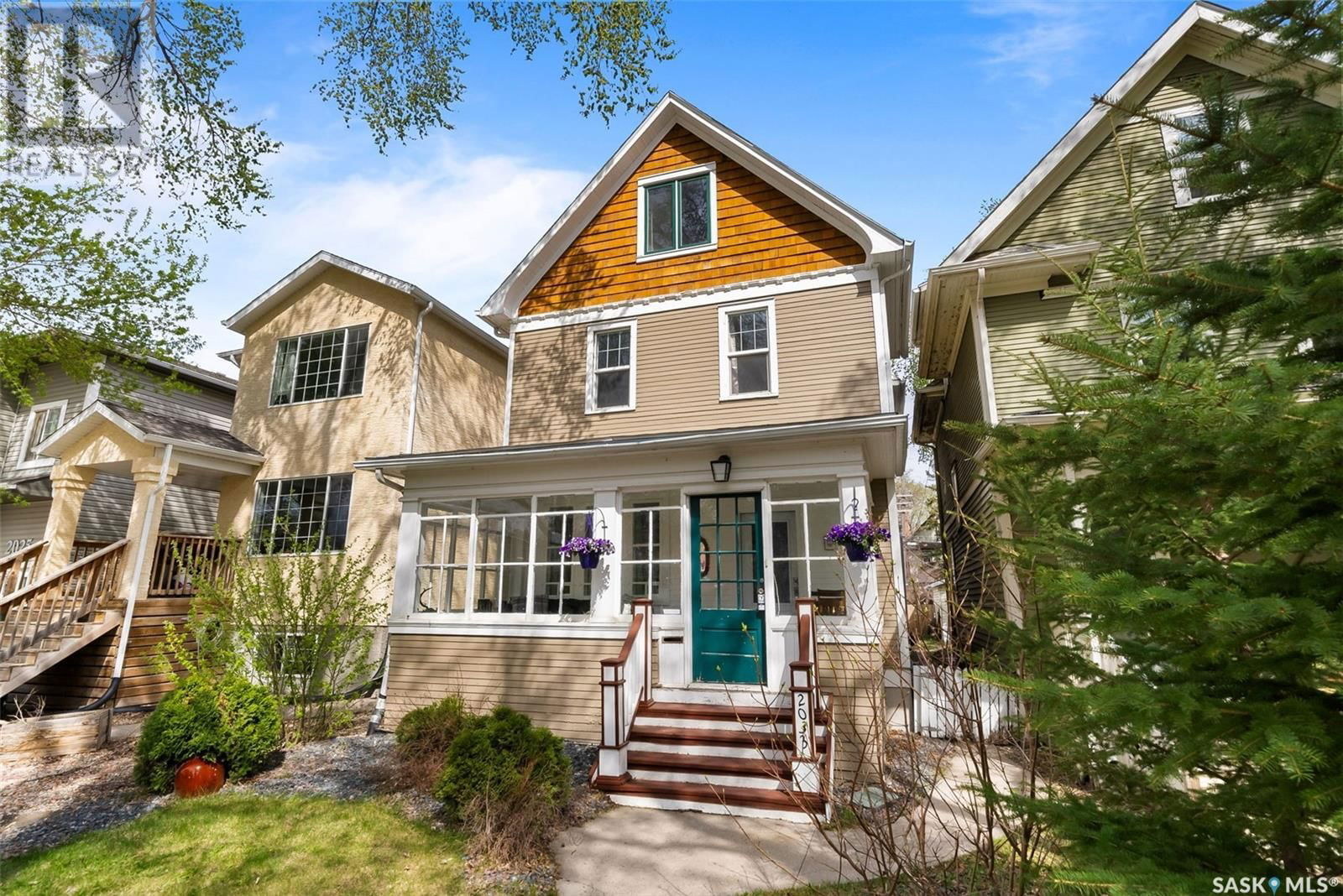 2033 RETALLACK STREET Image 1