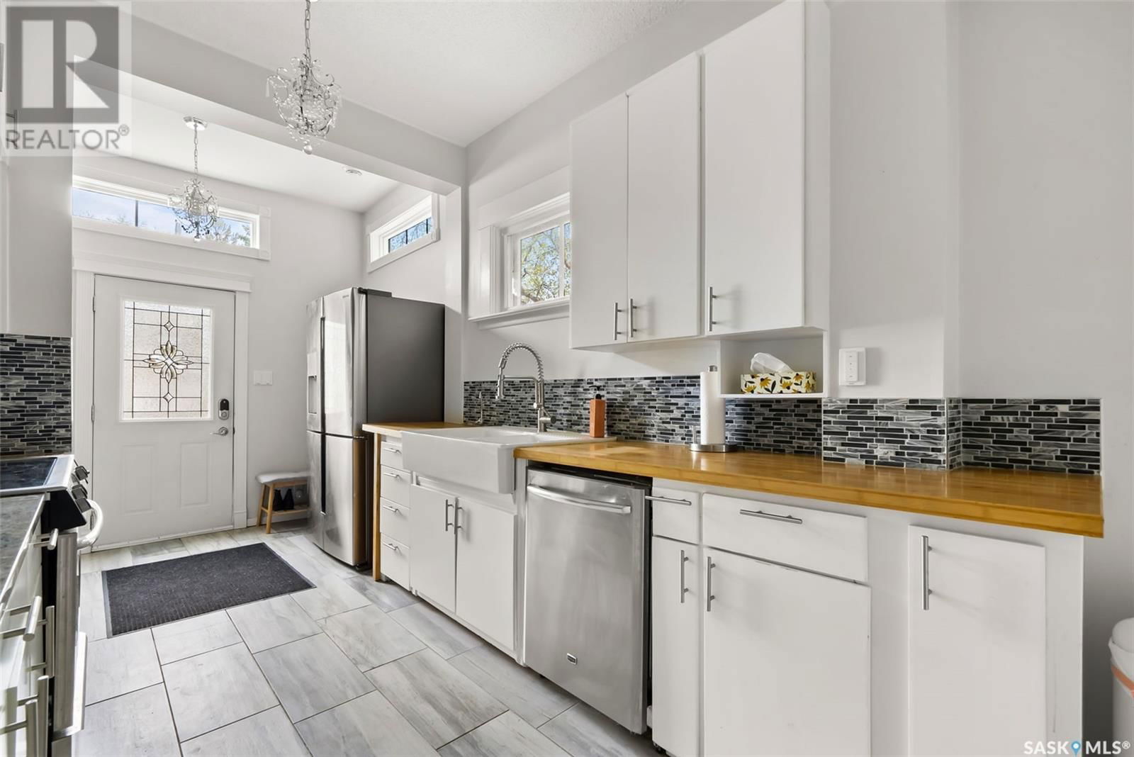 2033 RETALLACK STREET Image 13