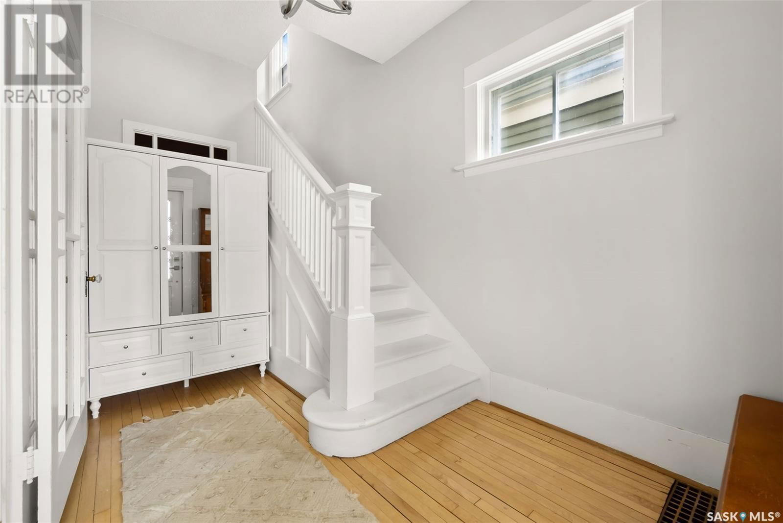 2033 RETALLACK STREET Image 18