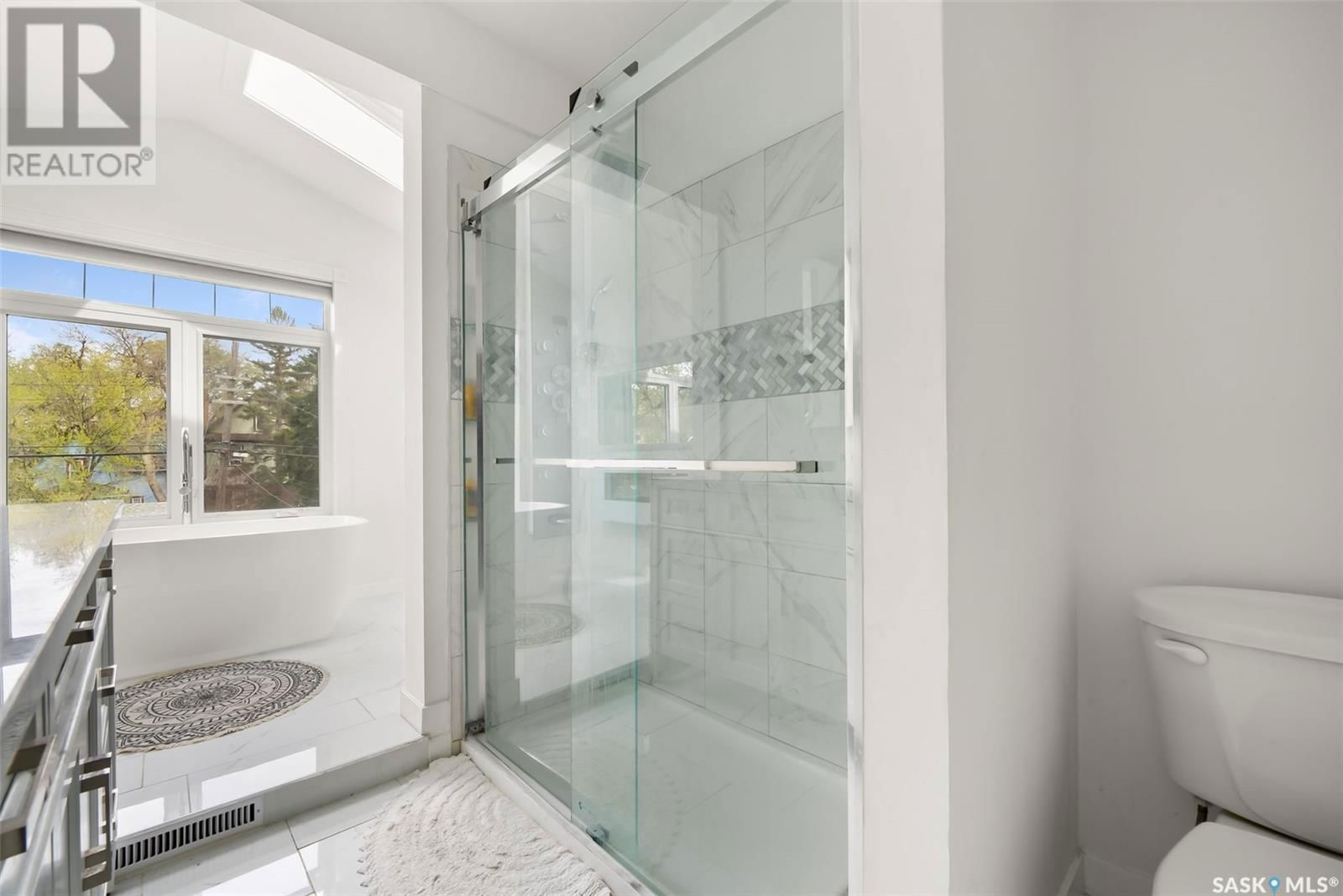 2033 RETALLACK STREET Image 23