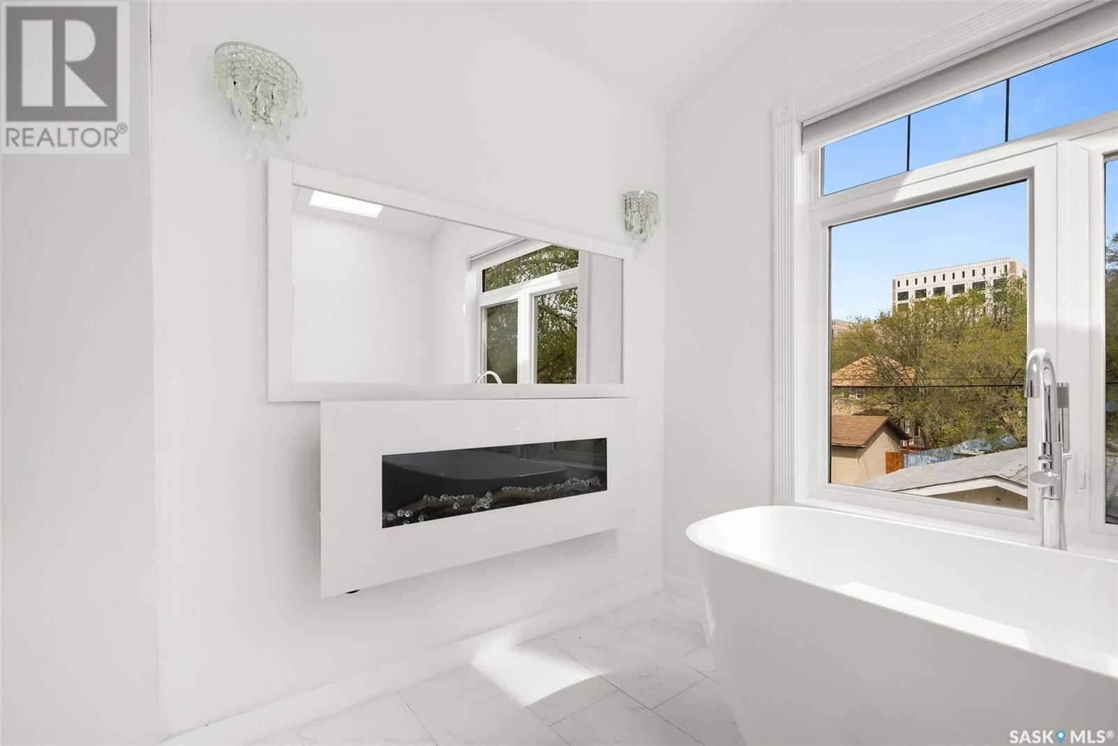 2033 RETALLACK STREET Image 25