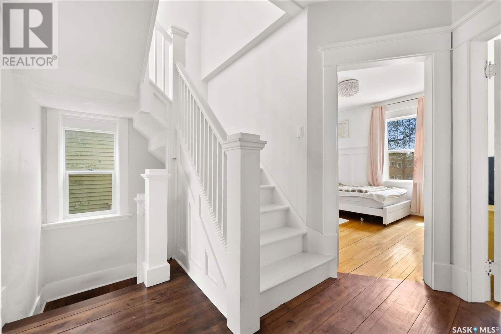 2033 RETALLACK STREET Image 31