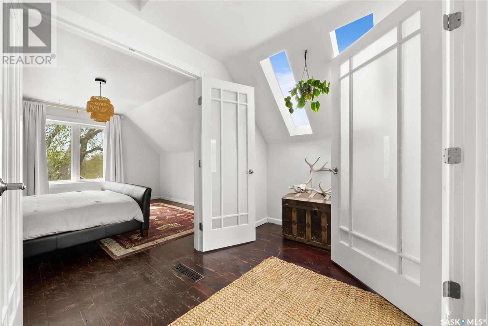 2033 RETALLACK STREET Image 32
