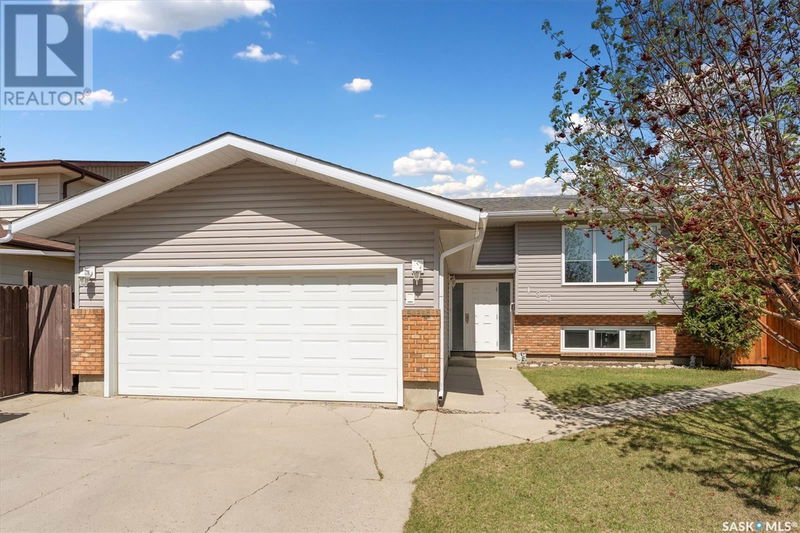 120 Kenosee Crescent Saskatoon, Saskatchewan