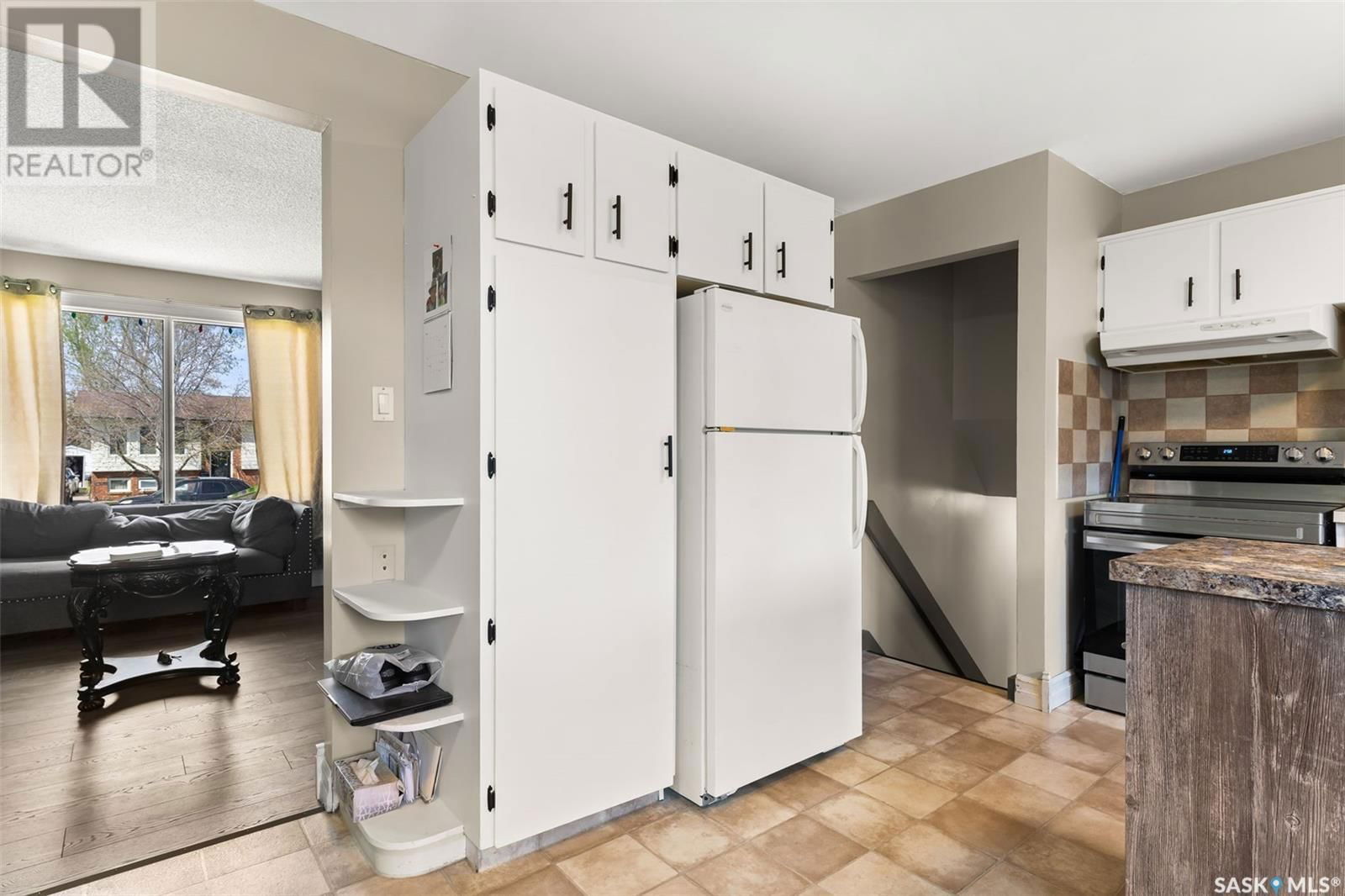346 WELLINGTON DRIVE Image 13