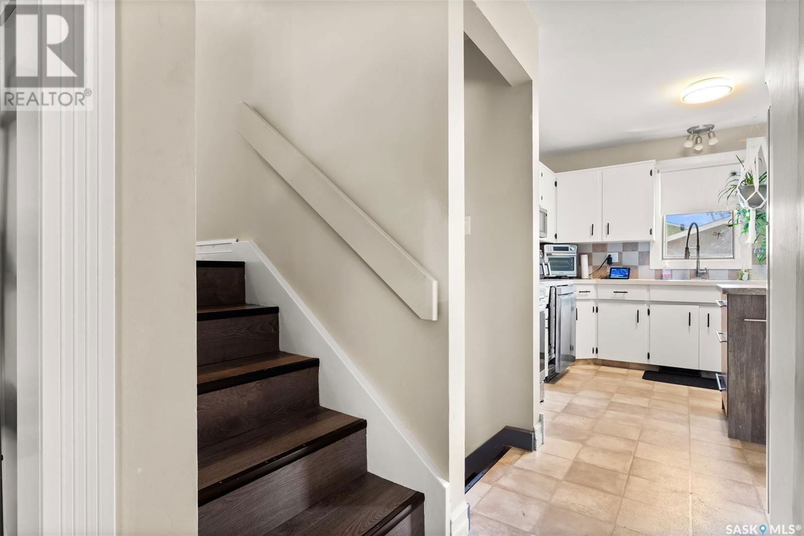 346 WELLINGTON DRIVE Image 15