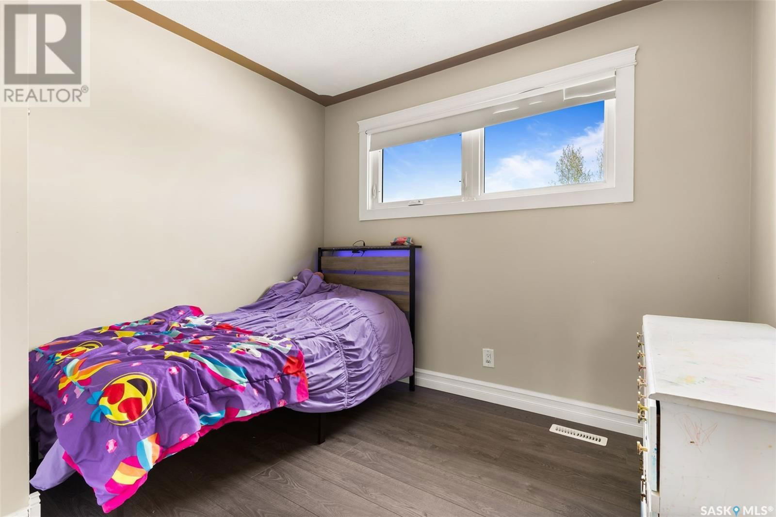 346 WELLINGTON DRIVE Image 20