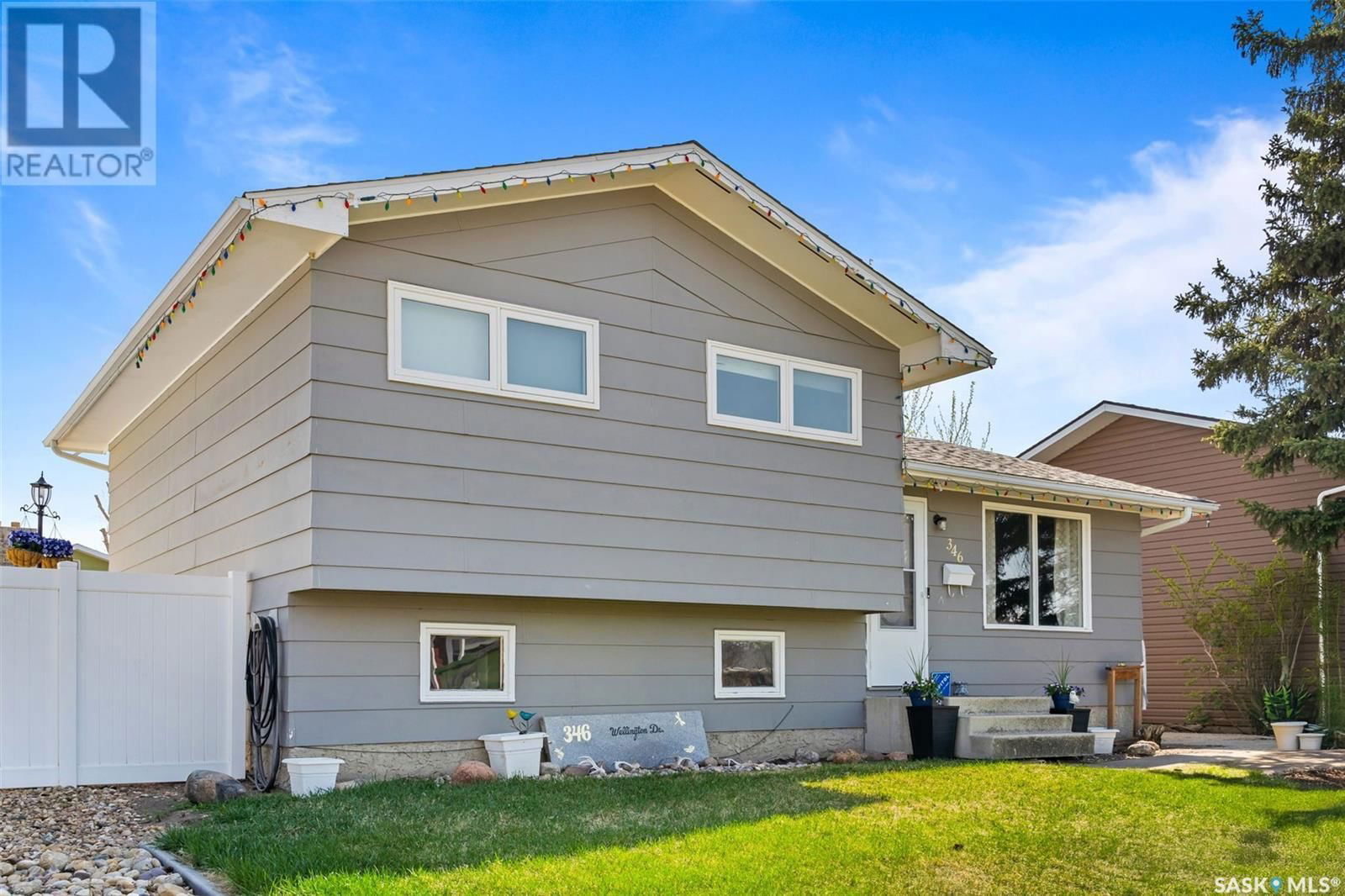 346 WELLINGTON DRIVE Image 3