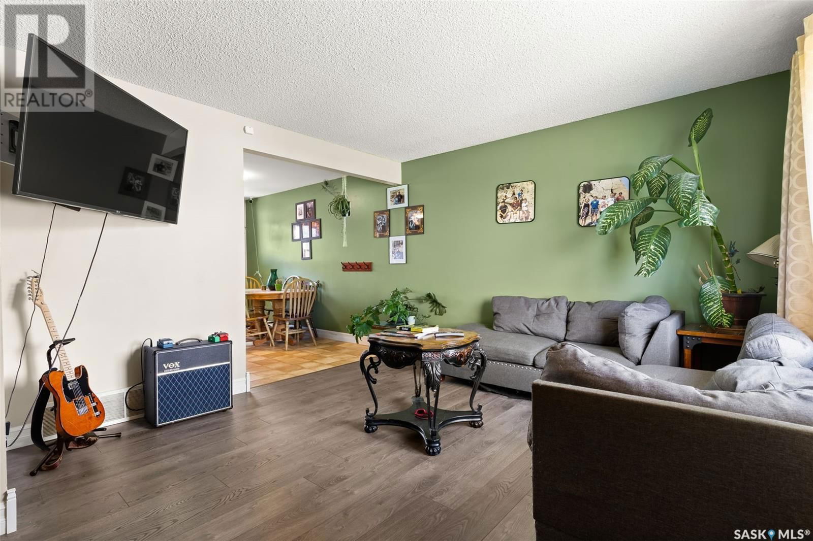 346 WELLINGTON DRIVE Image 4
