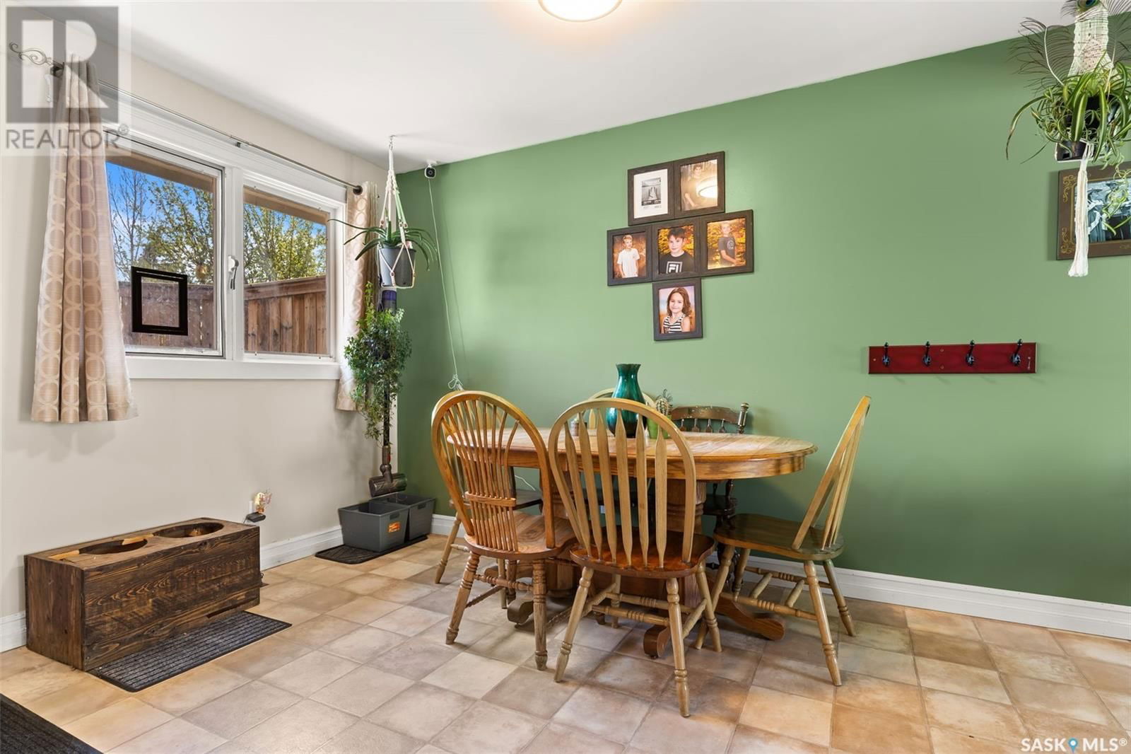 346 WELLINGTON DRIVE Image 8