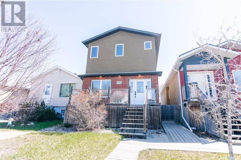 1933 Atkinson Street Regina, Saskatchewan