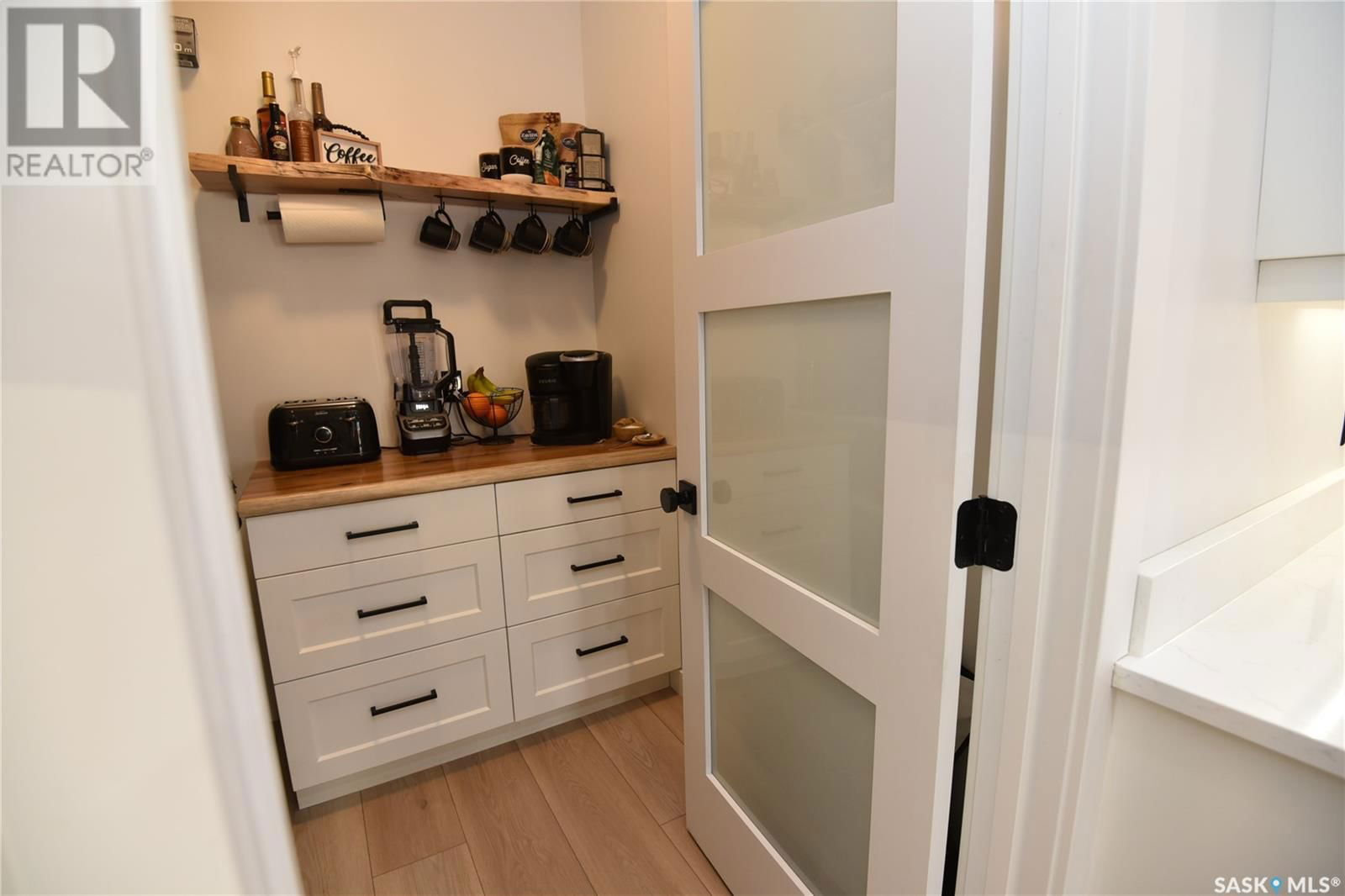 302 COVENTRY CRESCENT Image 12