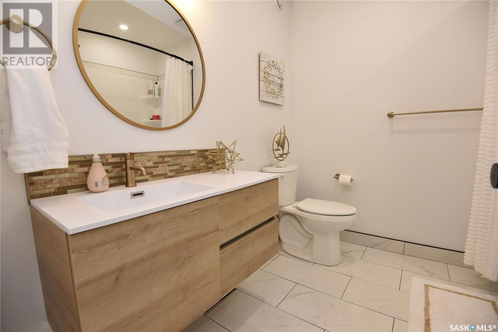 302 COVENTRY CRESCENT Image 39