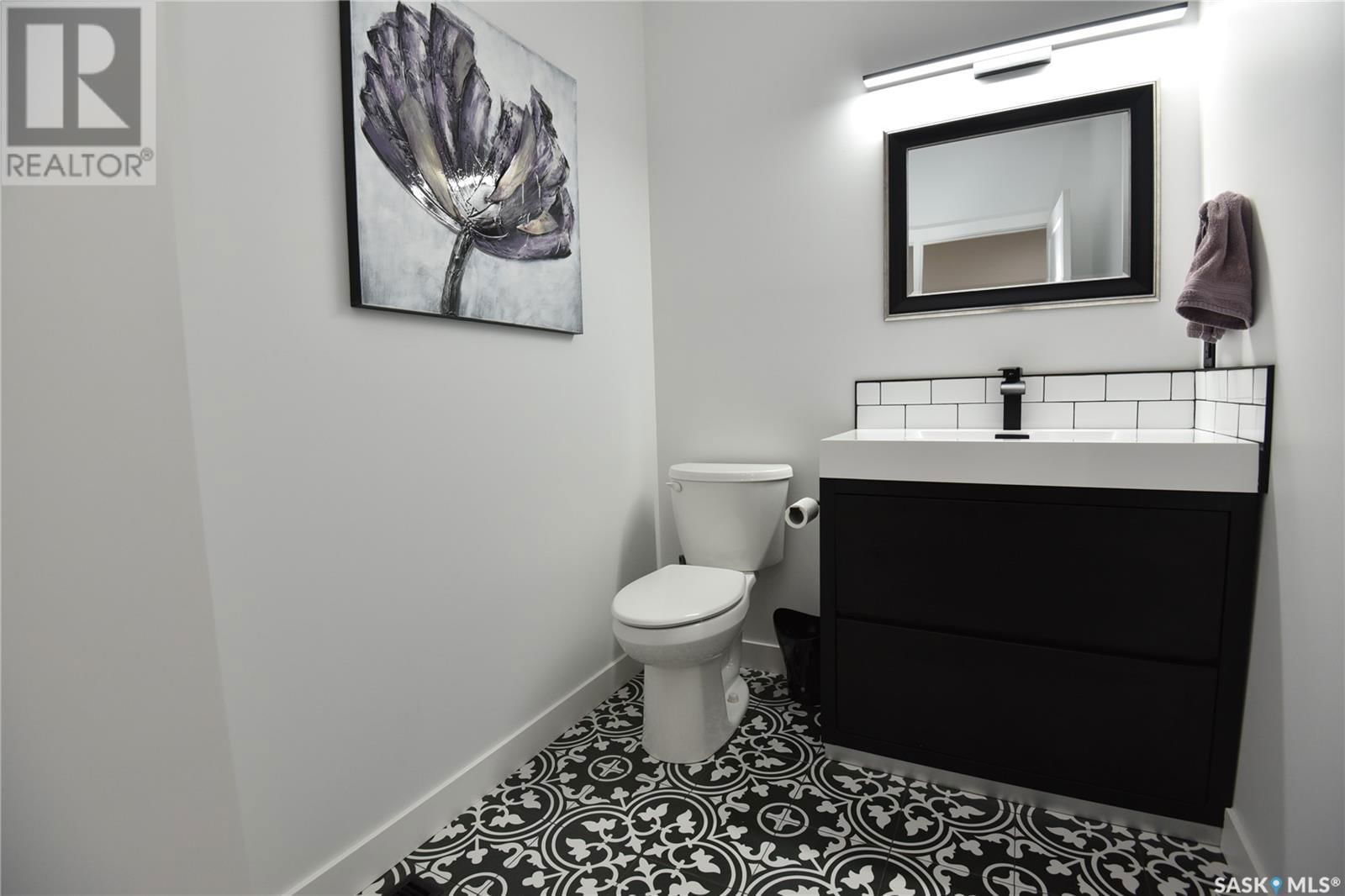 302 COVENTRY CRESCENT Image 5
