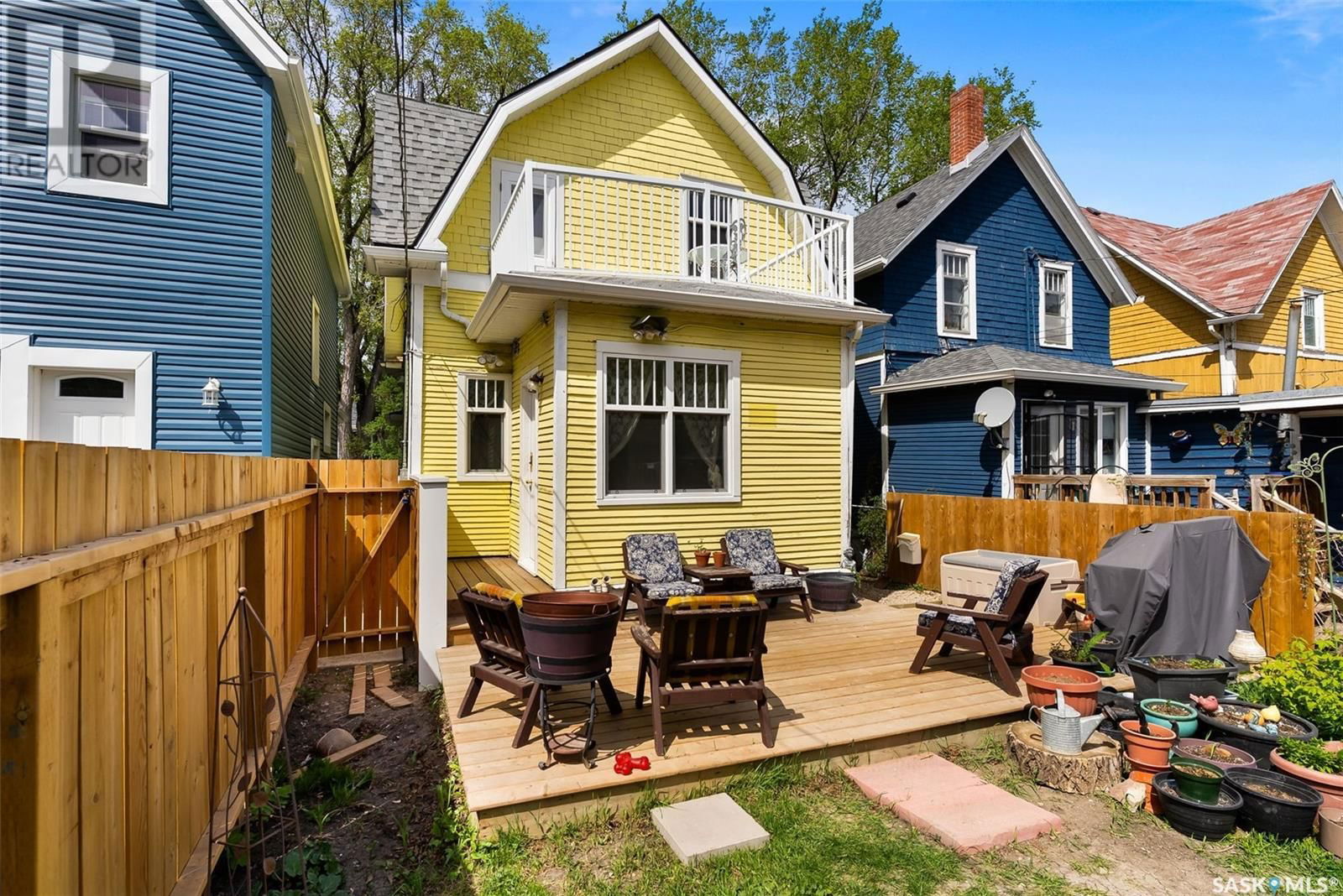 2227 Rae Street Regina, Saskatchewan