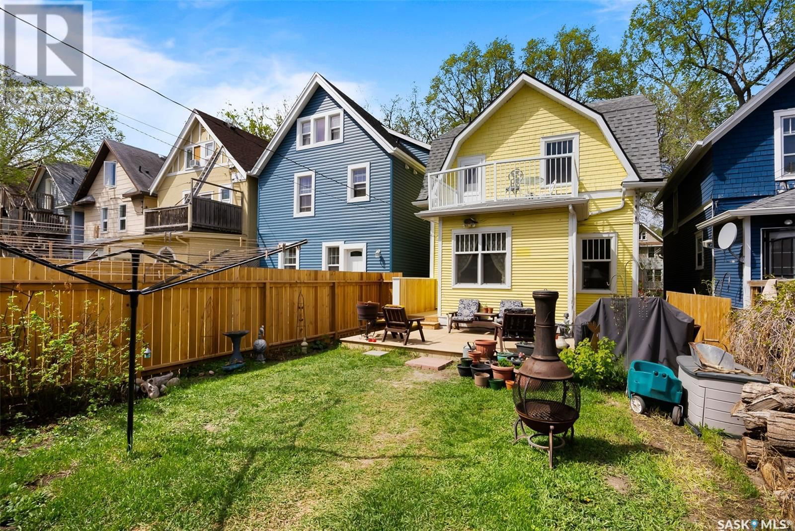 2227 Rae Street Regina, Saskatchewan
