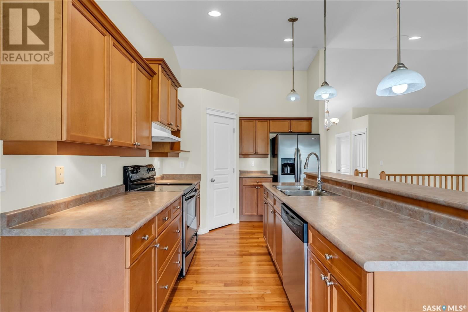 327 Bolton Way Saskatoon, Saskatchewan