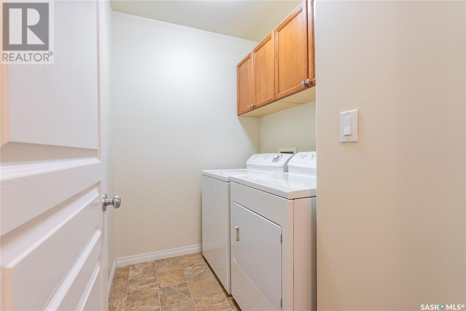 327 Bolton Way Saskatoon, Saskatchewan