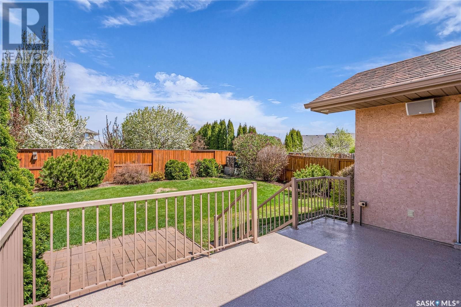 327 Bolton Way Saskatoon, Saskatchewan