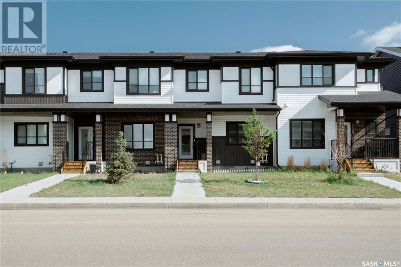 E - 5124 Primrose Green Drive Regina, Saskatchewan