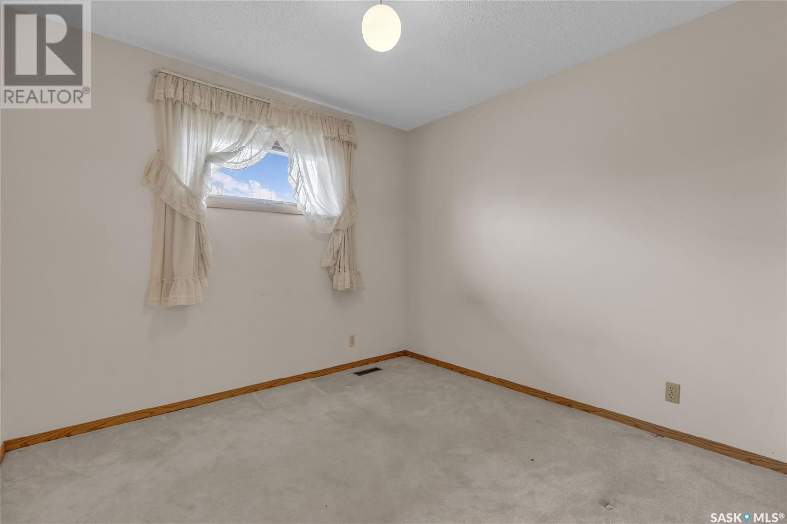 2822 Kutarna Crescent Regina, Saskatchewan
