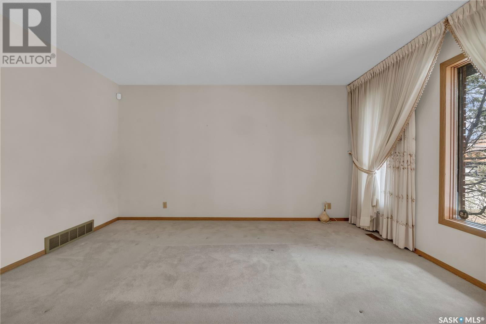 2822 Kutarna Crescent Regina, Saskatchewan
