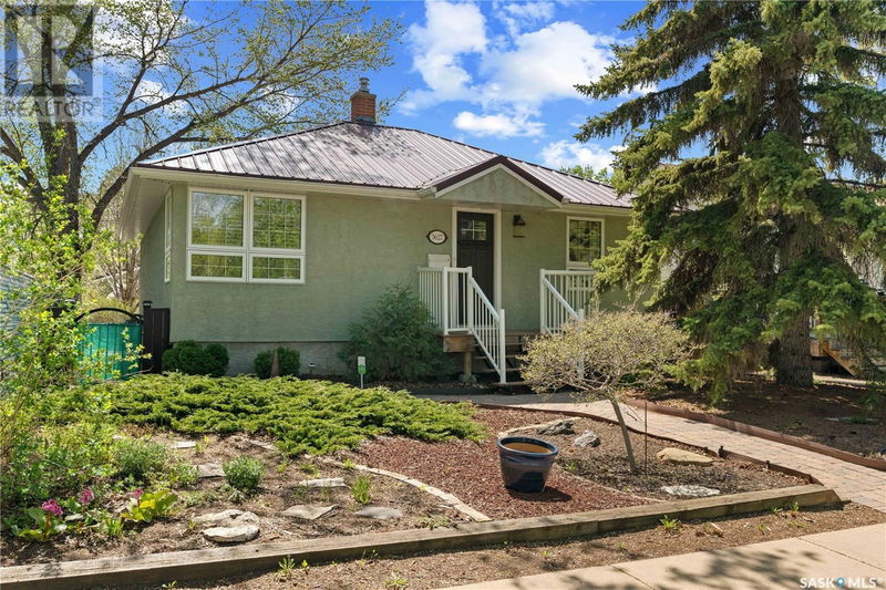 3627 Caen Avenue Regina, Saskatchewan