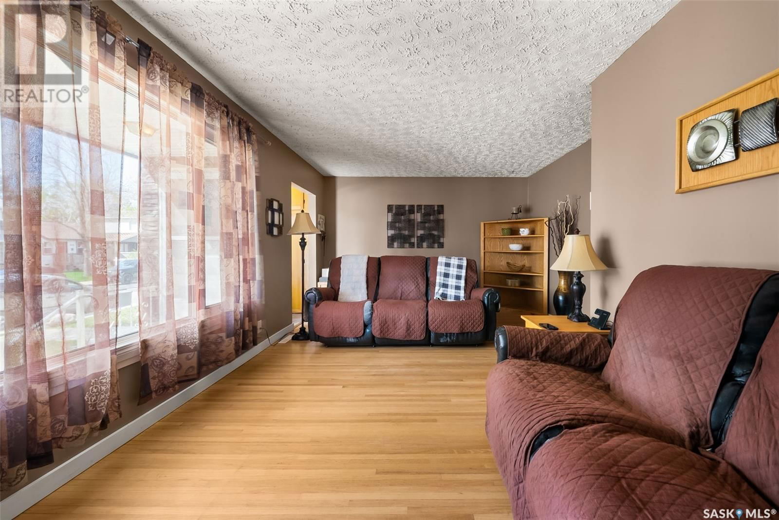 2075 Queen Street Regina, Saskatchewan