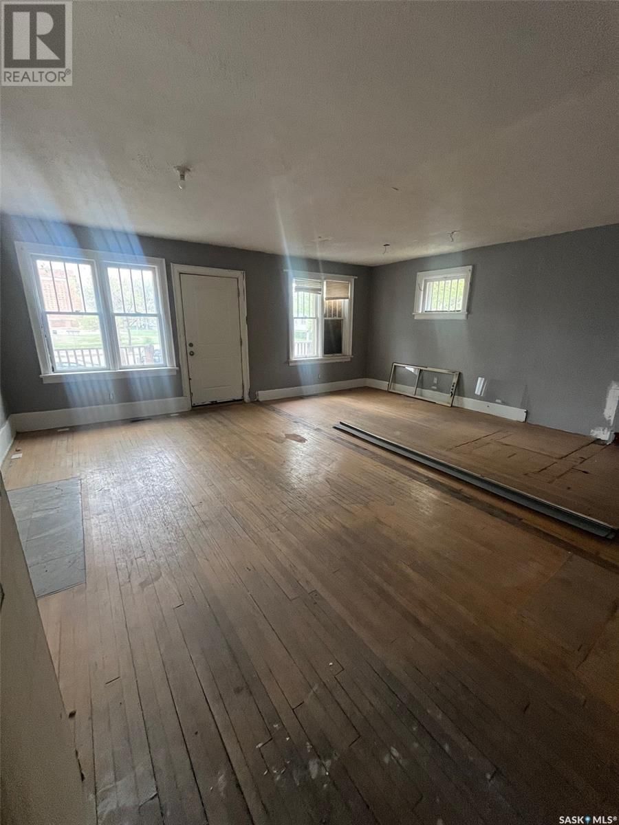 1234 Victoria Avenue Regina, Saskatchewan