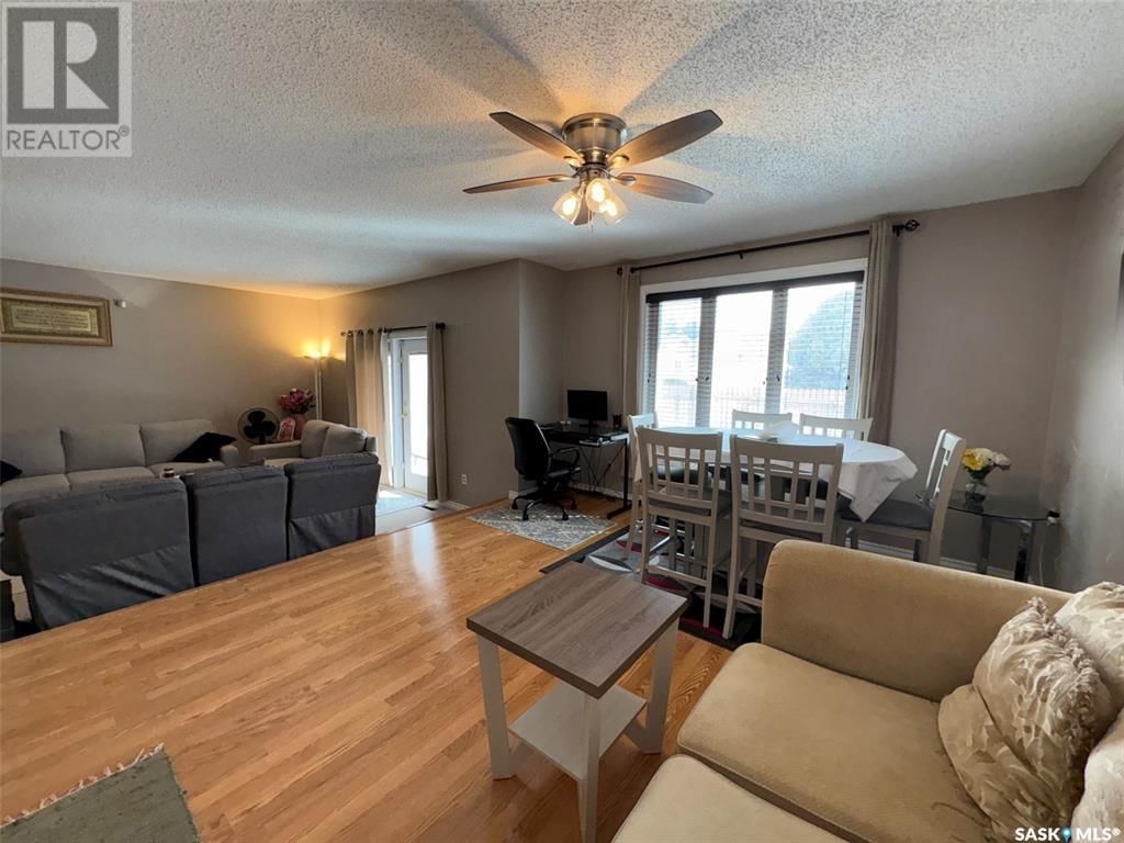 7211 Sherwood Drive Regina, Saskatchewan