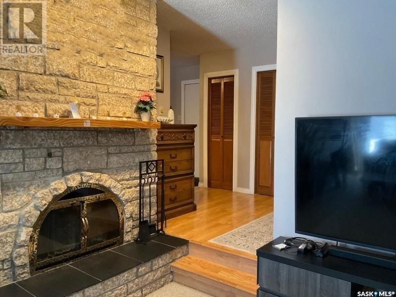 7211 Sherwood Drive Regina, Saskatchewan
