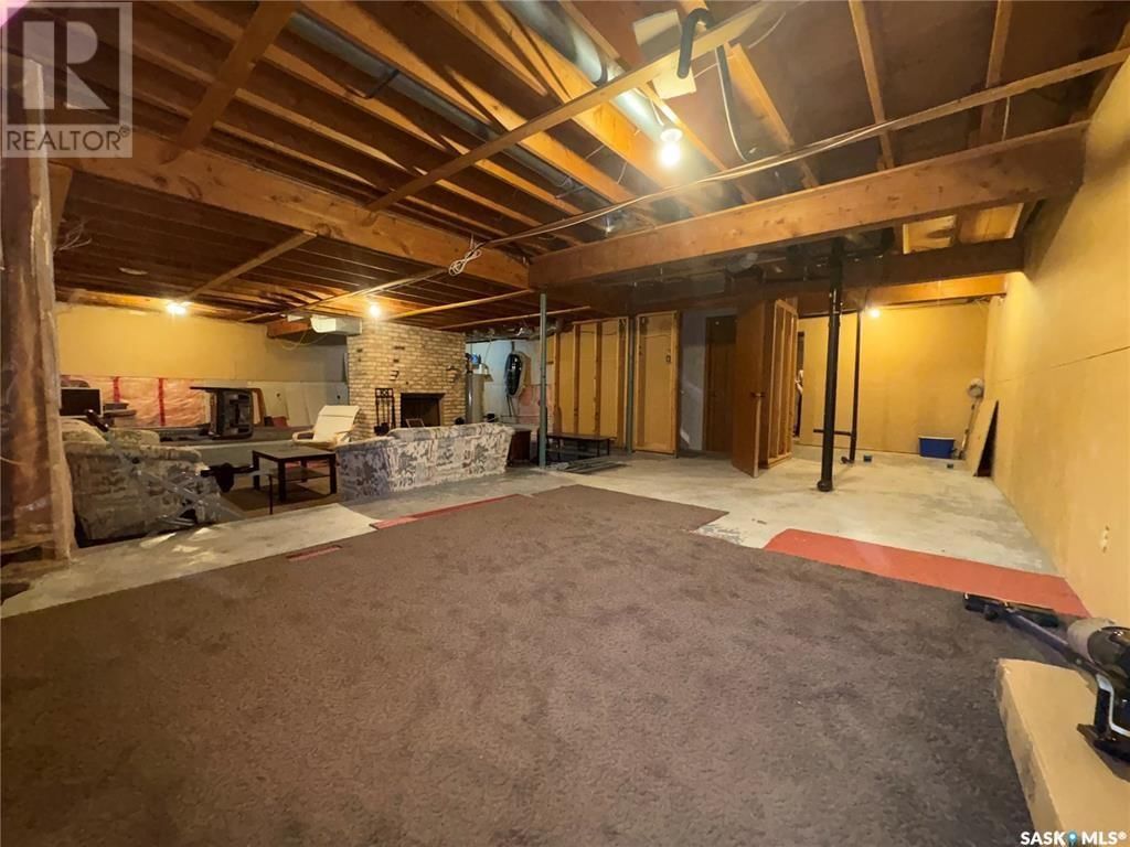 7211 Sherwood Drive Regina, Saskatchewan