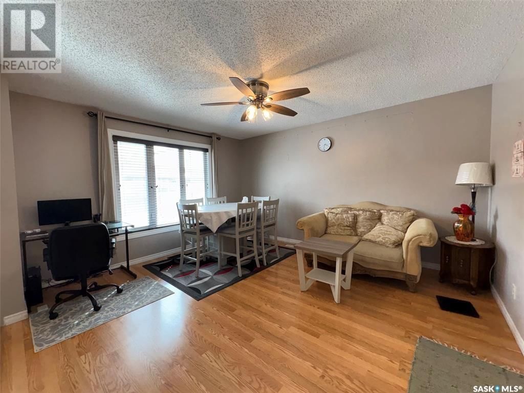 7211 Sherwood Drive Regina, Saskatchewan