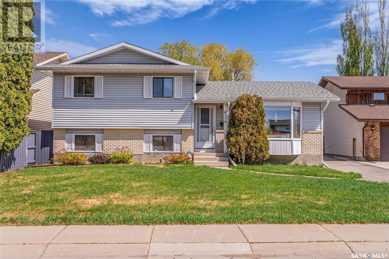634 Sherry Court Saskatoon, Saskatchewan