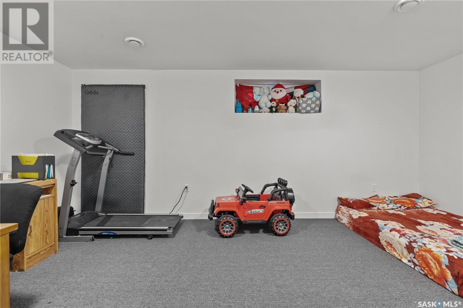 3347 Green Sandcherry Street Regina, Saskatchewan